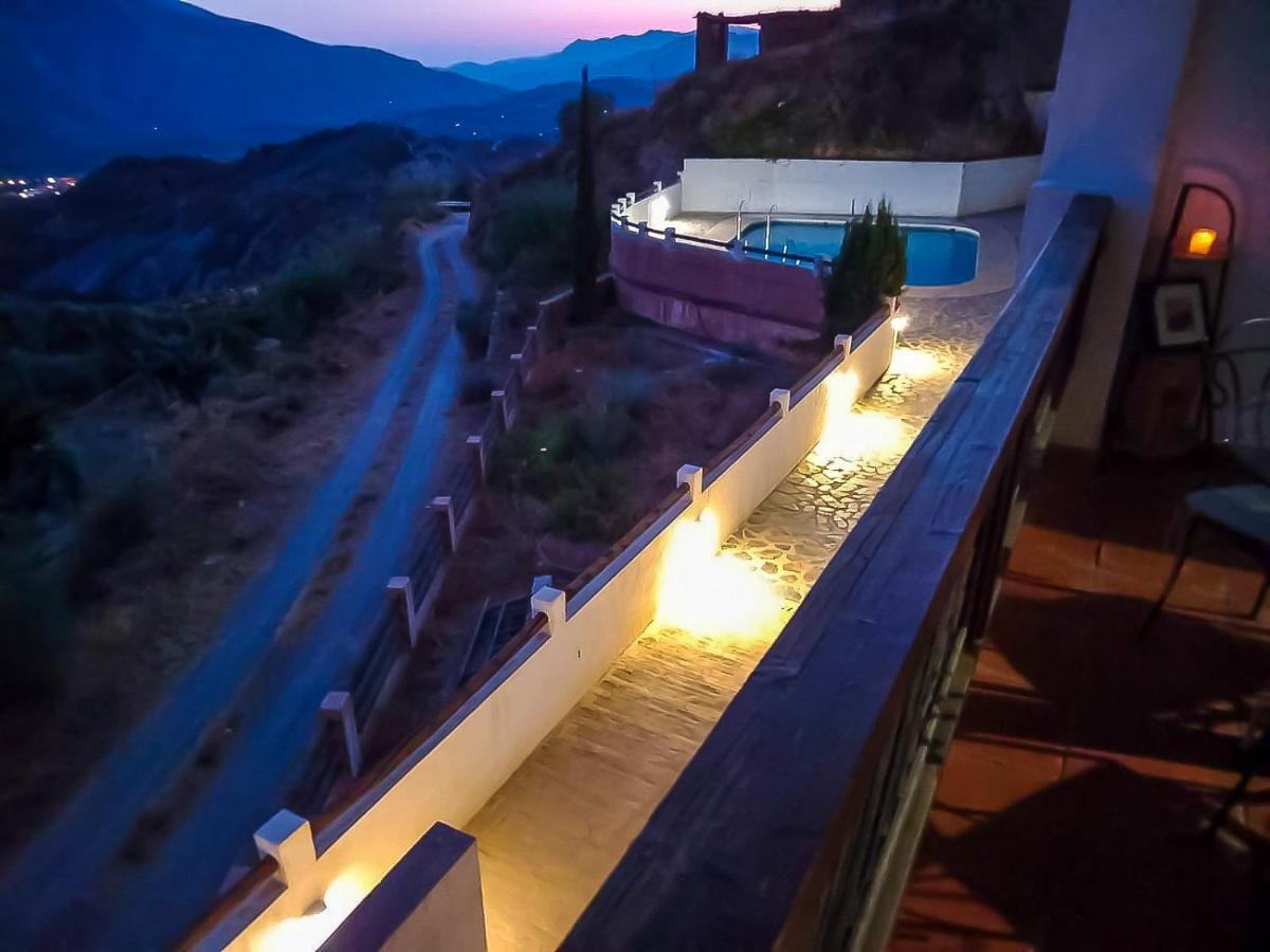 Apartamento En El Corazon De Las Alpujarras Carataunas Екстериор снимка