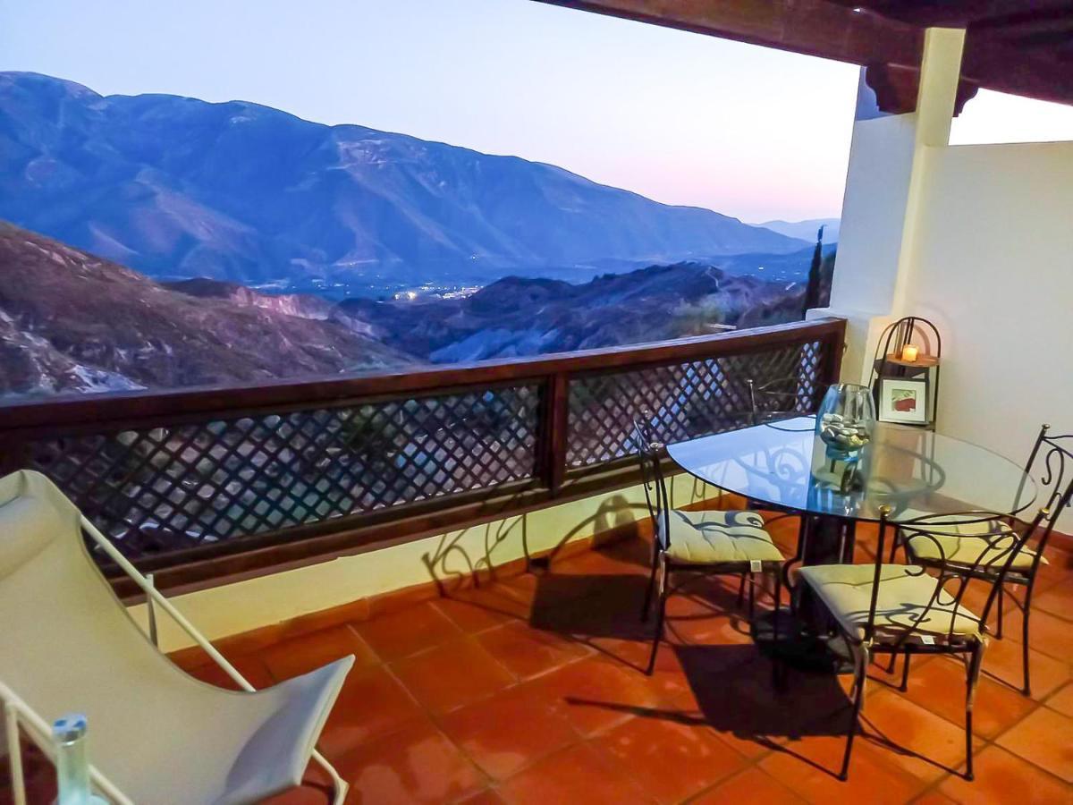 Apartamento En El Corazon De Las Alpujarras Carataunas Екстериор снимка